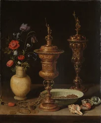 Nature morte avec des fleurs et des coupes d